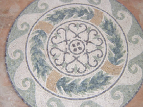 Round Hand-cut Marble Mosaic