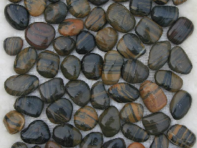 Polished Pebble Stone on Mesh 005