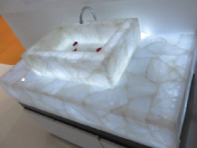 Natural White Quartz Composit Panel for Bathroom