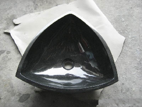 Triangle Shanxi Black Polished Sink