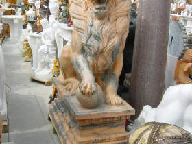 Lion Marble Statue 004