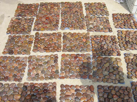 Red Polish Pebble Stone Mosaic Tiles