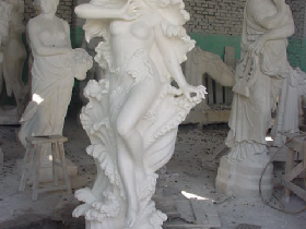 Venus Sculpture in White Marble