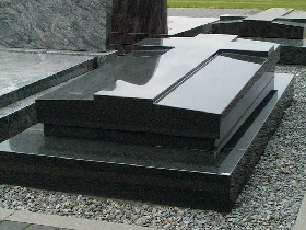 Poland Granite Tombstone 019