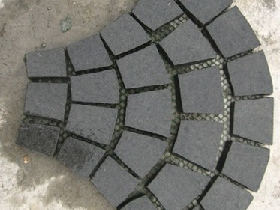 Black Granite Fan Pattern Meshed Cobble Paver