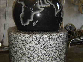 Kugel Granite Ball Fountain