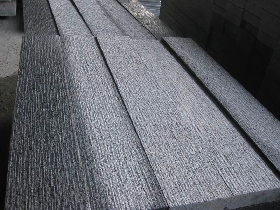Chiselled Wall Cladding Tiles in Dark Grey Granite