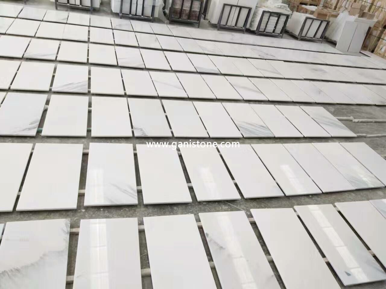 Feather White Marble Floor Dry Lay