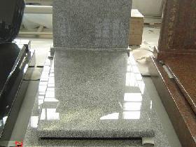 Poland Granite Tombstone 003