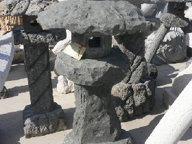 Ishidoro Stone Lamp
