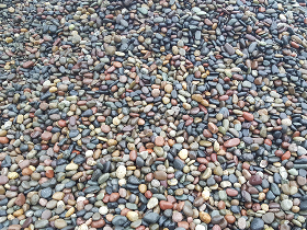 Mixed Color Flat Pebble