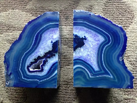 Luxury Agate Bookstand