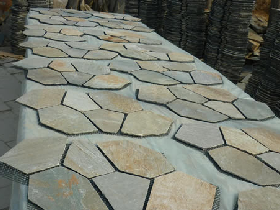 Slate Crazy Cut Paving Stone