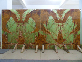 Green Onyx Bookmatched Wall