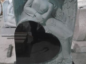 Angel Holding Heart Granite Monument 009