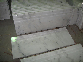 White Marble Stair Tread with Anti Slip Grooves